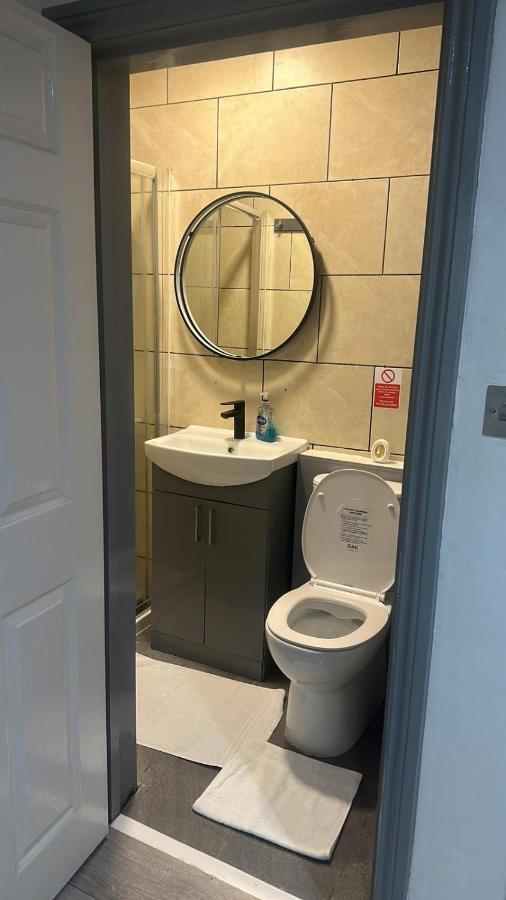 Apartament Acton High Street Londyn Zewnętrze zdjęcie